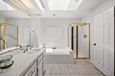 799 Lakeshore Dr, Redwood City, CA 94065 - Photo 25