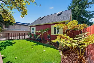 115 Catalpa St, Santa Cruz, CA 95062 - Photo 11