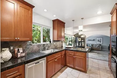 4385 Sherbourne Dr, San Jose, CA 95124 - Photo 21
