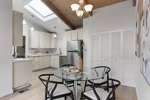 22990 Cricket Hill Rd, Cupertino, CA 95014 - Photo 9