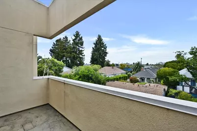 30 Lorton Ave 303, Burlingame, CA 94010 - Photo 15