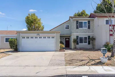 672 Alvarado Ct, Salinas, CA 93907 - Photo 1