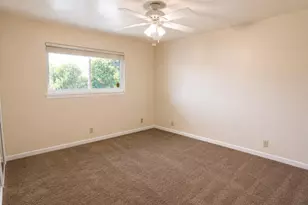 100 El Dorado Dr, Hollister, CA 95023 - Photo 17