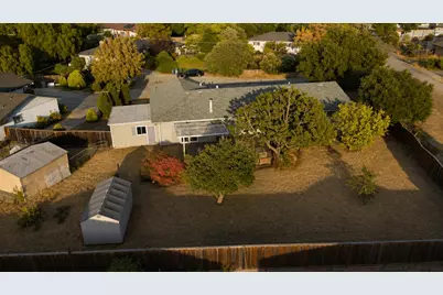100 El Dorado Dr, Hollister, CA 95023 - Photo 3