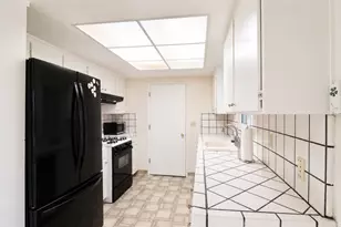 100 El Dorado Dr, Hollister, CA 95023 - Photo 9