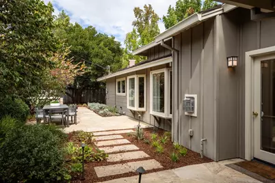 1331 Cotton St, Menlo Park, CA 94025 - Photo 29