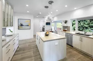 15 Woodleaf Ave, Redwood City, CA 94061 - Photo 9