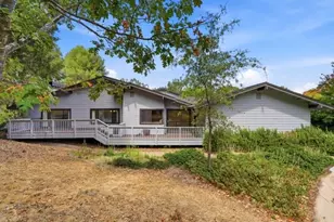 11 Biltmore Ln, Menlo Park, CA 94025 - Photo 3