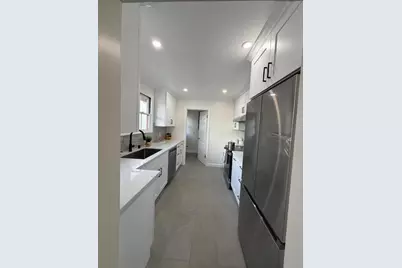 208 Camaritas Ave, South San Francisco, CA 94080 - Photo 3