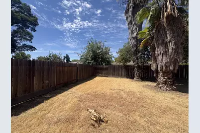 3257 Sacramento Dr, Merced, CA 95348 - Photo 27