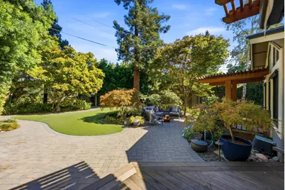 1760 Creek Dr, San Jose, CA 95125 - Photo 35