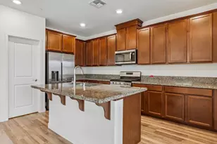 2137 Borealis Cir, Roseville, CA 95747 - Photo 7