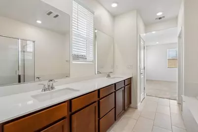 2137 Borealis Cir, Roseville, CA 95747 - Photo 17