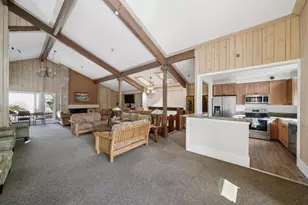 19417 Vineyard Ln, Saratoga, CA 95070 - Photo 27