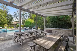 19417 Vineyard Ln, Saratoga, CA 95070 - Photo 23