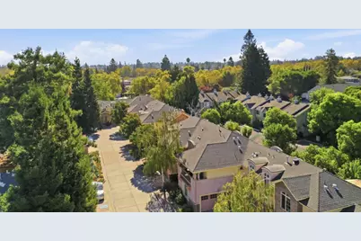 1913 Vida Ct, Mountain View, CA 94043 - Photo 39