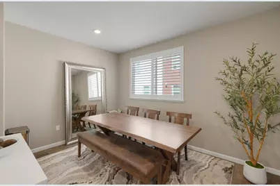 133 Llano De Los Robles Ave 3, San Jose, CA 95136 - Photo 19