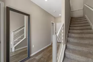 133 Llano De Los Robles Ave 3, San Jose, CA 95136 - Photo 7