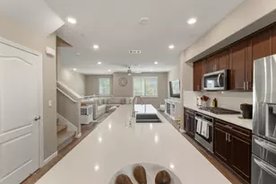 133 Llano De Los Robles Ave 3, San Jose, CA 95136 - Photo 23