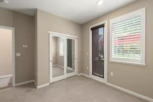 133 Llano De Los Robles Ave 3, San Jose, CA 95136 - Photo 9