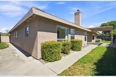 1611 Napa Ct, Hollister, CA 95023 - Photo 29