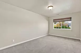 1611 Napa Ct, Hollister, CA 95023 - Photo 21