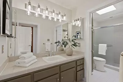 41 Bancroft Rd, Burlingame, CA 94010 - Photo 33