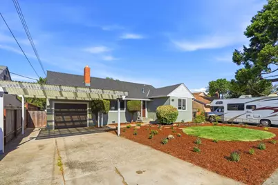 1121 Elmer St, Belmont, CA 94002 - Photo 3