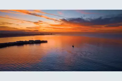 506 W Cliff Dr, Santa Cruz, CA 95060 - Photo 3