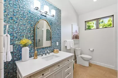 506 W Cliff Dr, Santa Cruz, CA 95060 - Photo 23