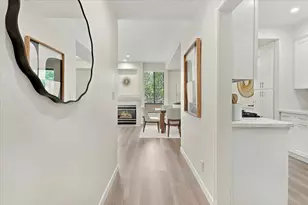 910 S Bedford St 102, Los Angeles, CA 90035 - Photo 19