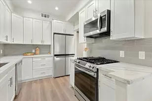 910 S Bedford St 102, Los Angeles, CA 90035 - Photo 9