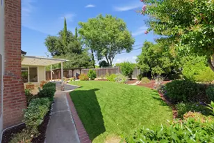 1091 Rockefeller Dr, Sunnyvale, CA 94087 - Photo 51