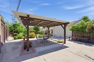 1091 Rockefeller Dr, Sunnyvale, CA 94087 - Photo 43