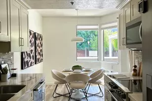 22330 Homestead Rd 118, Cupertino, CA 95014 - Photo 11