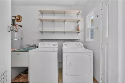 235 E Romie Ln, Salinas, CA 93901 - Photo 17