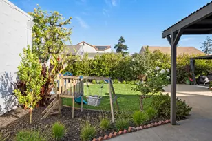 1124 Fay St, Redwood City, CA 94061 - Photo 31