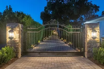 17055 Pine Ave, Los Gatos, CA 95032 - Photo 15