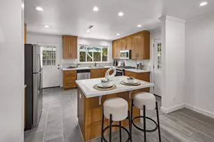 1910 Harding Ave, Redwood City, CA 94062 - Photo 5