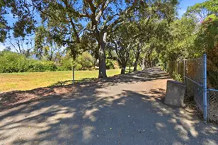 1122 Hartford Pl, Fairfield, CA 94534 - Photo 21