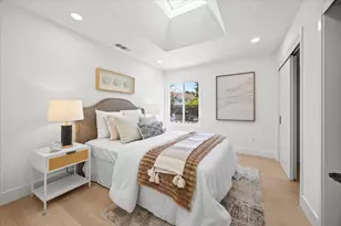 10712 Pebble Pl, Cupertino, CA 95014 - Photo 23