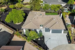 10712 Pebble Pl, Cupertino, CA 95014 - Photo 39