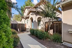 137 Lusitano Way, Gilroy, CA 95020 - Photo 3