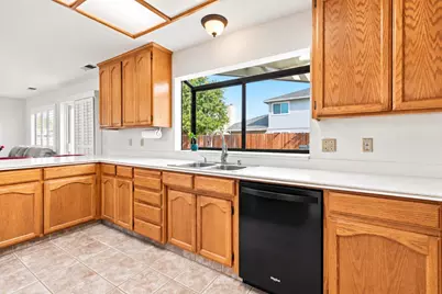 1320 Terrace Dr, Hollister, CA 95023 - Photo 11
