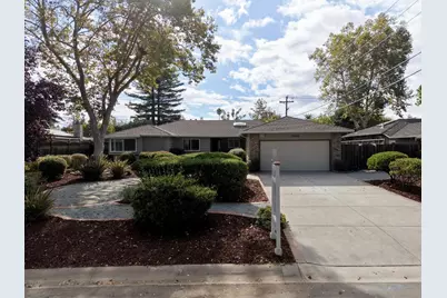 12390 Woodside Dr, Saratoga, CA 95070 - Photo 67