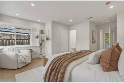 12390 Woodside Dr, Saratoga, CA 95070 - Photo 27