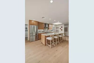 12390 Woodside Dr, Saratoga, CA 95070 - Photo 21