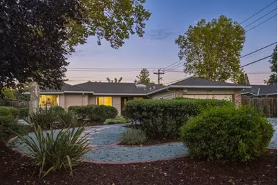 12390 Woodside Dr, Saratoga, CA 95070 - Photo 53