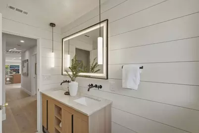12390 Woodside Dr, Saratoga, CA 95070 - Photo 23