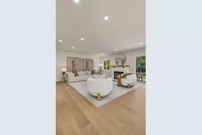 12390 Woodside Dr, Saratoga, CA 95070 - Photo 15